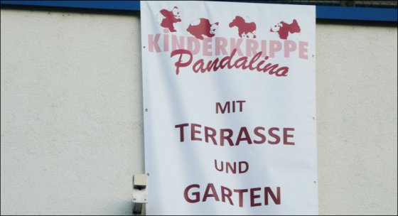 kinderkrippe_pandolino_adliswil_blache_riesen-printmedia-druck-logo